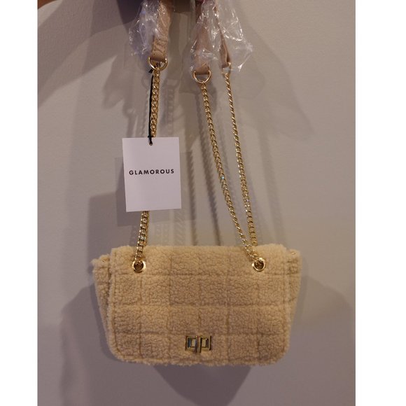Glamorous Beige Teddy Quilted Chain Strap Shoulder Bag - Picture 5 of 5